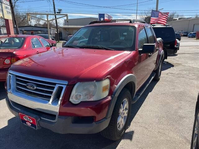 2005 Ford Explorer for sale at Fredy Cars on West 43rd in Houston TX