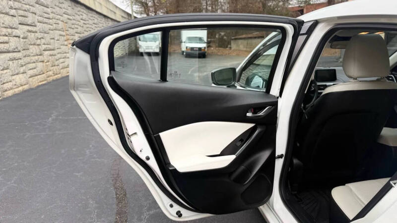 2017 Mazda MAZDA3 Grand Touring