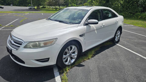 2011 Ford Taurus SEL