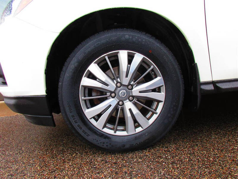 2018 Nissan Pathfinder SL