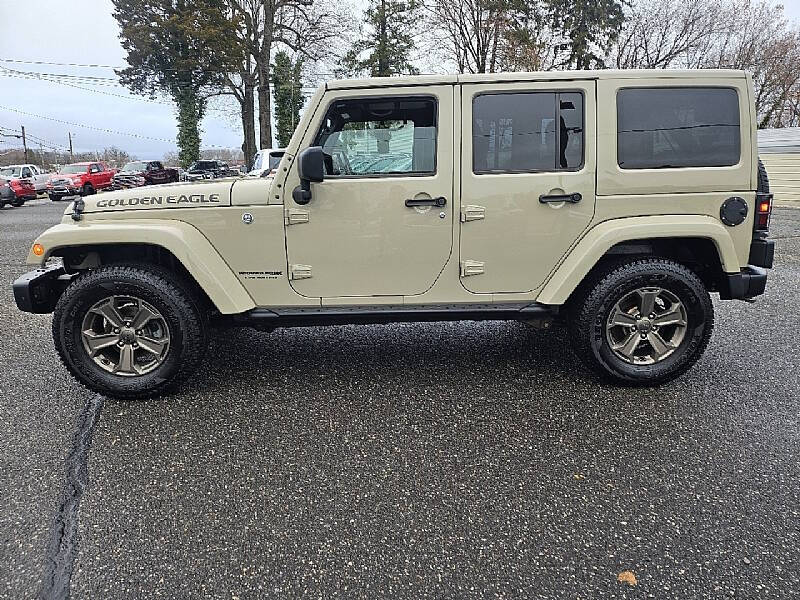 2018 Jeep Wrangler JK Unlimited Golden Eagle photo 4