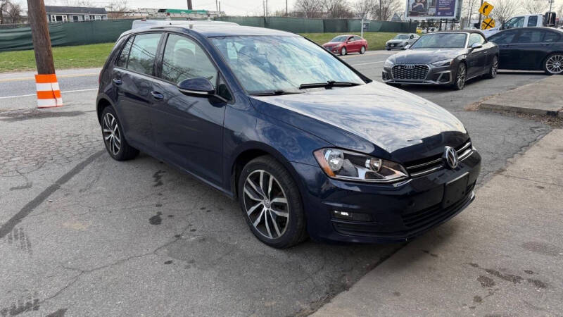 2017 Volkswagen Golf TSI SE