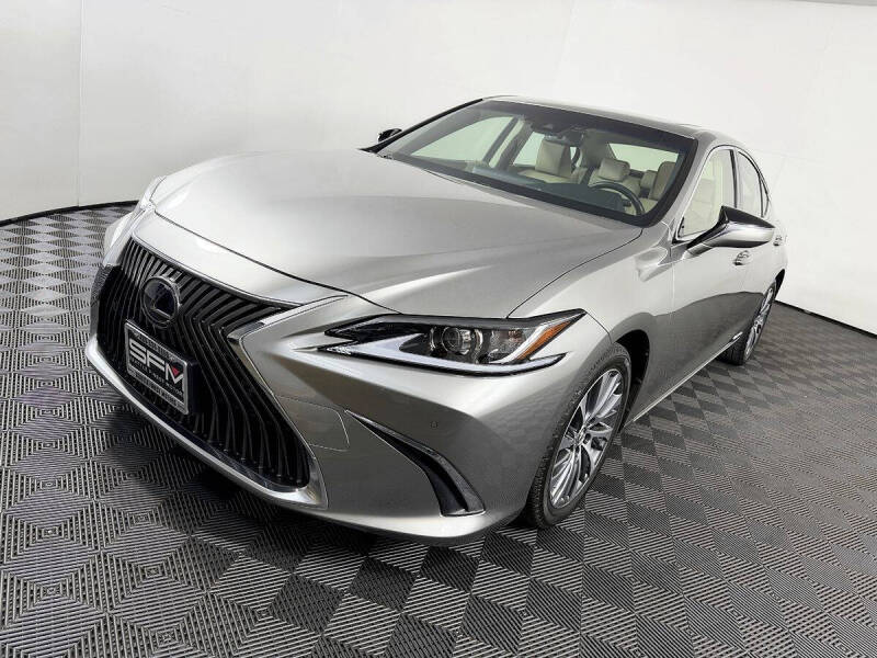 2019 Lexus ES 300h