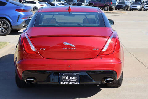2016 Jaguar XJ R-Sport