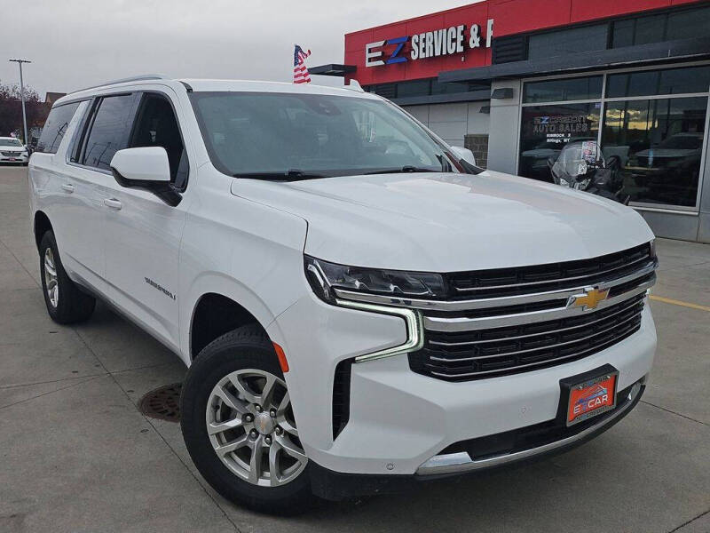 2023 Chevrolet Suburban LT