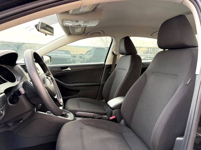 2016 Volkswagen Jetta