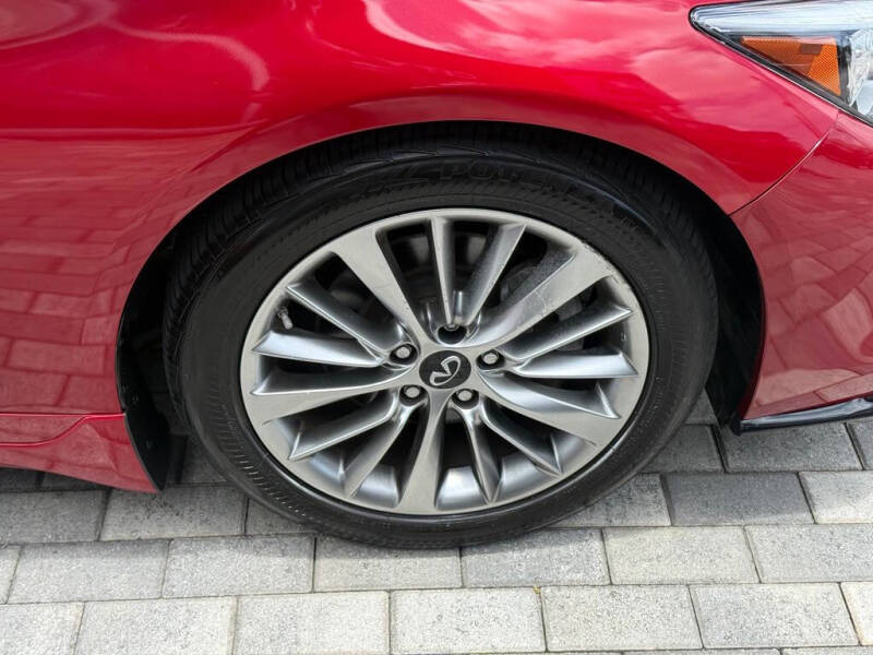 2024 Infiniti Q50 Luxe