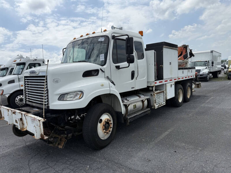 2011 Freightliner M2 106