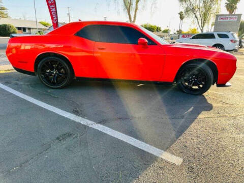 2018 Dodge Challenger SXT Plus
