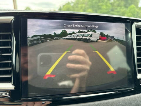 2026 Chrysler Voyager LX