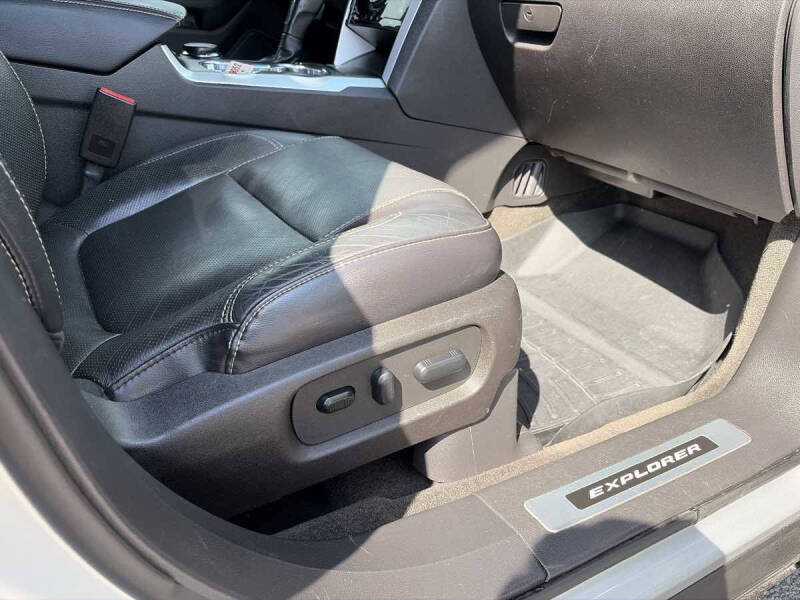 2015 Ford Explorer Sport