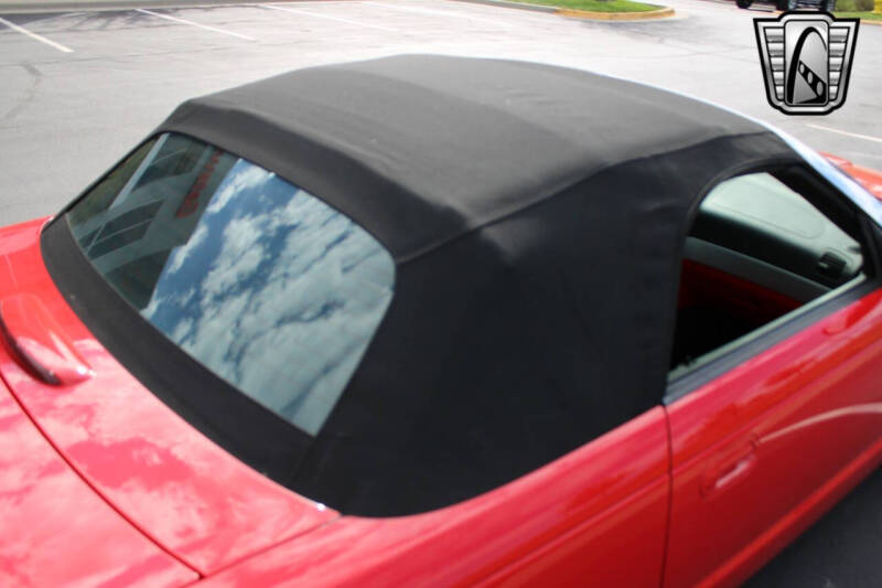 2002 Ford Thunderbird Deluxe