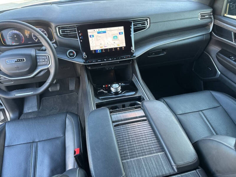 2023 Jeep Wagoneer L Series II