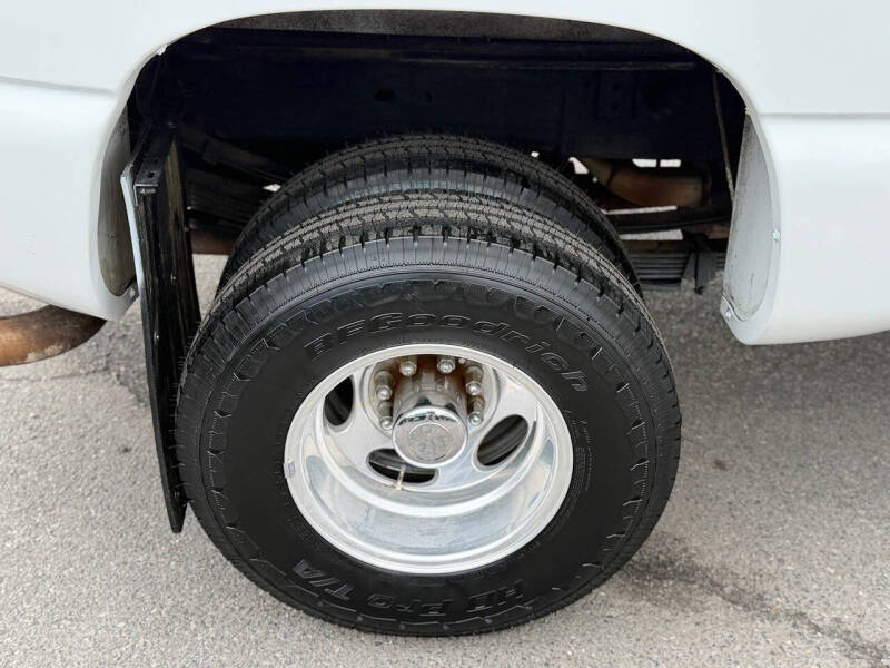 2002 Chevrolet Silverado 3500 LS