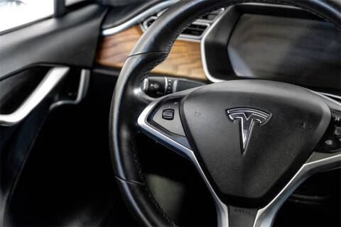 2017 Tesla Model S 75D