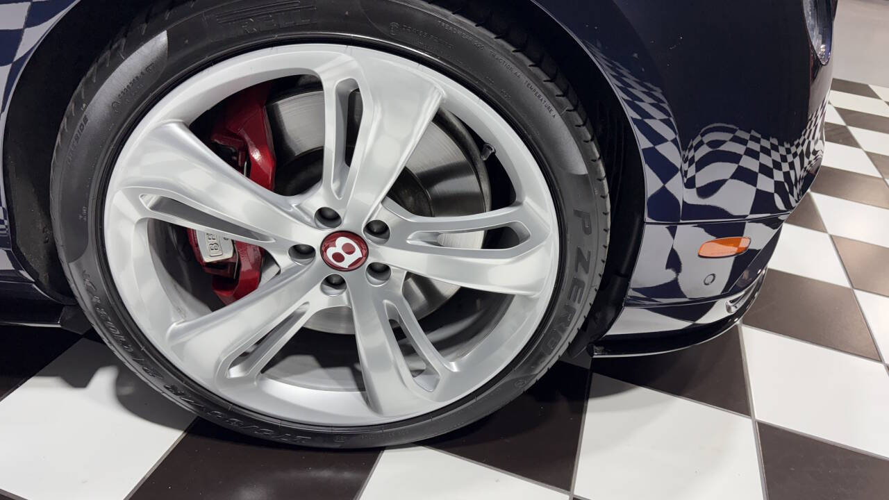 2016 Bentley Continental 29