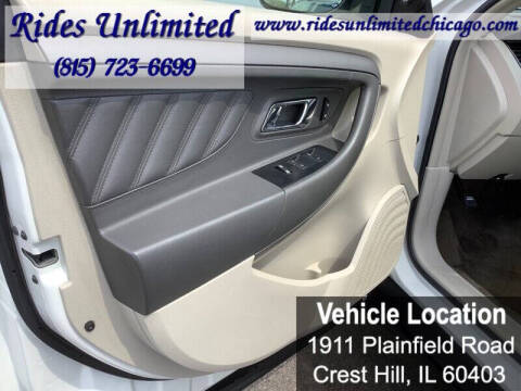 2011 Ford Taurus SE