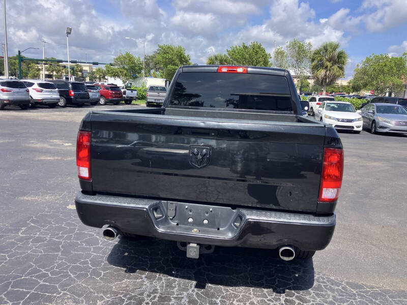 2017 RAM 1500 Express