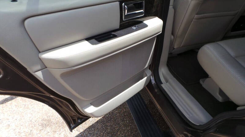 2016 Lincoln Navigator Select