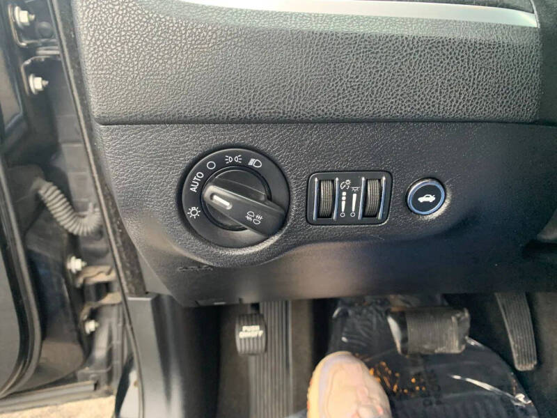 2012 Chrysler 300 SRT8