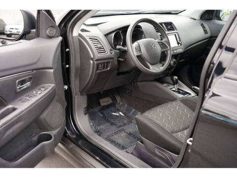 2024 Mitsubishi Outlander Sport ES