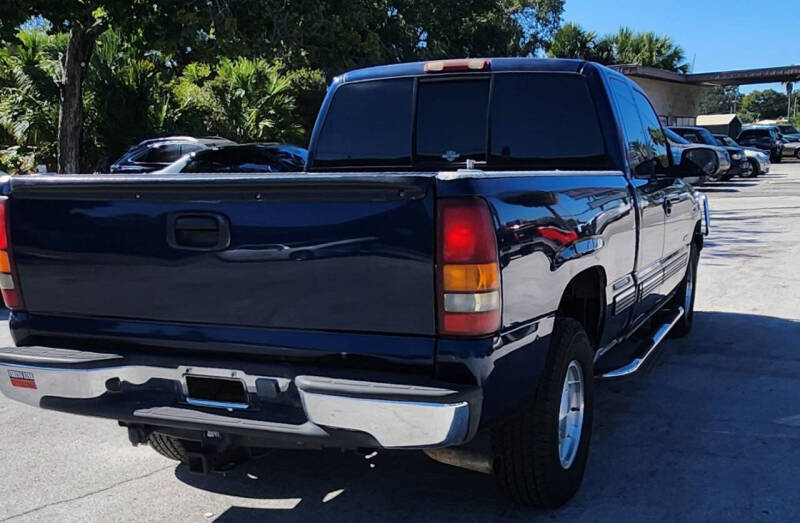 2000 Chevrolet Silverado 1500 LS