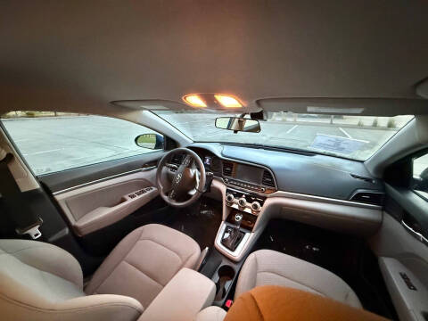 2019 Hyundai Elantra