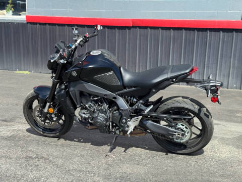 2022 Yamaha MT-09 LOW MILES!!