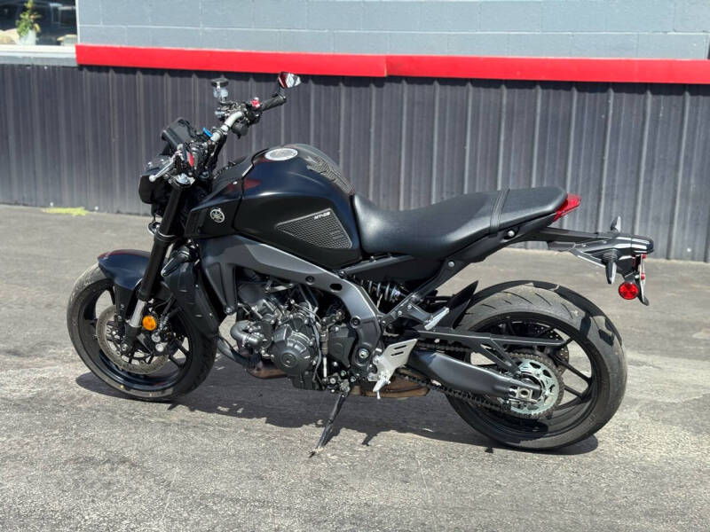 2022 Yamaha MT-09 LOW MILES!!