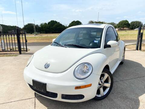2008 Volkswagen New Beetle for sale at Texas Luxury Auto in Cedar Hill TX