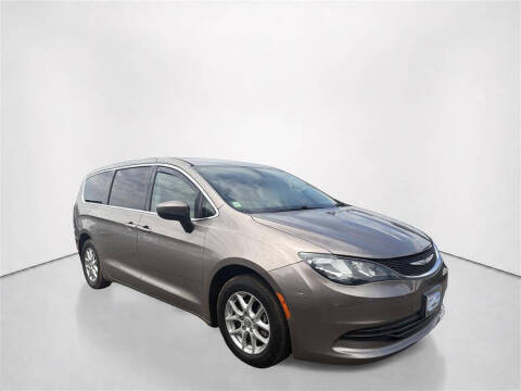2017 Chrysler Pacifica LX