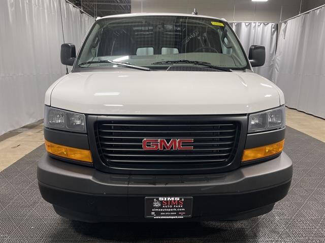 2025 GMC Savana 2500