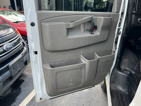 2018 GMC Savana 2500