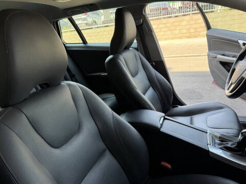 2015 Volvo V60 T5 Drive-E Premier