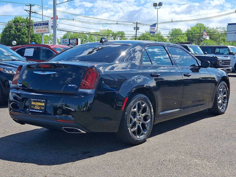 2017 Chrysler 300 S