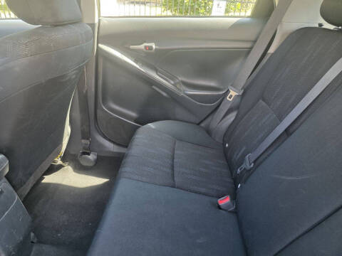 2011 Toyota Matrix