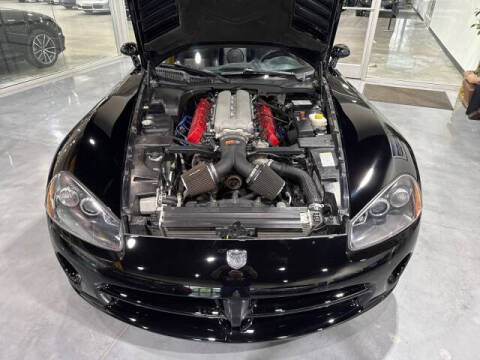 2004 Dodge Viper SRT-10