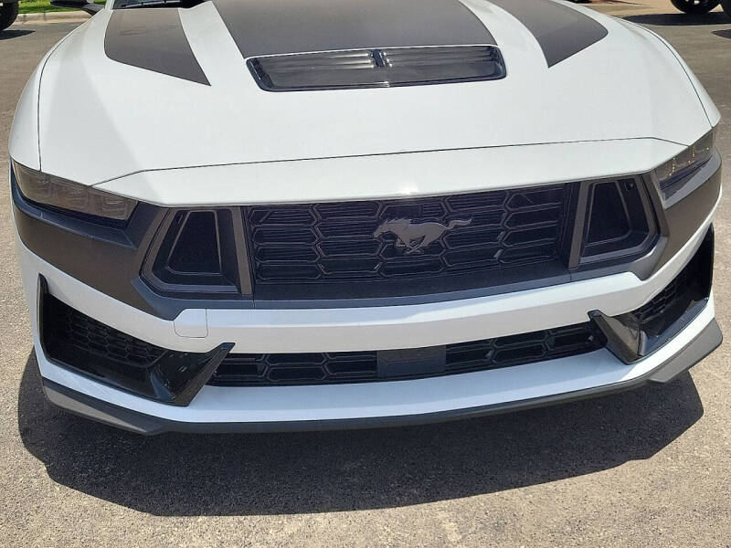 2026 Ford Mustang Dark Horse