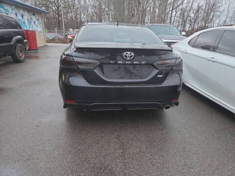 2020 Toyota Camry SE Nightshade