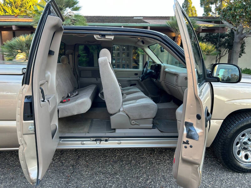 2005 Chevrolet Silverado 1500 LS