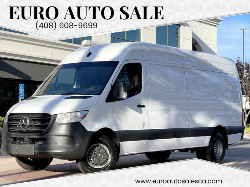 2019 Mercedes-Benz Sprinter Crew Van