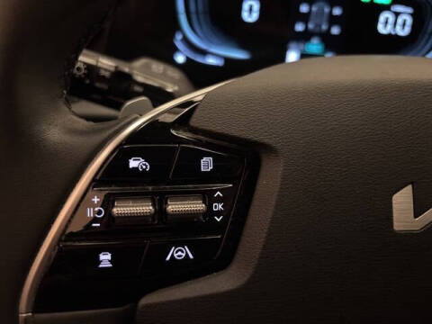 2024 Kia Niro EX Touring