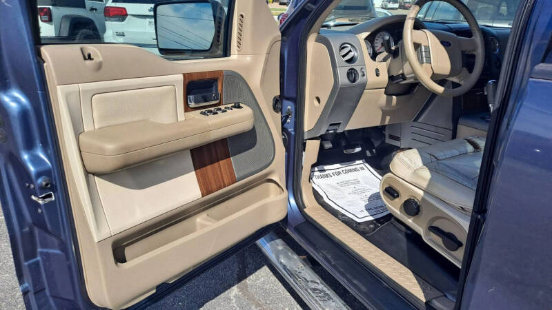 2004 Ford F-150 Lariat