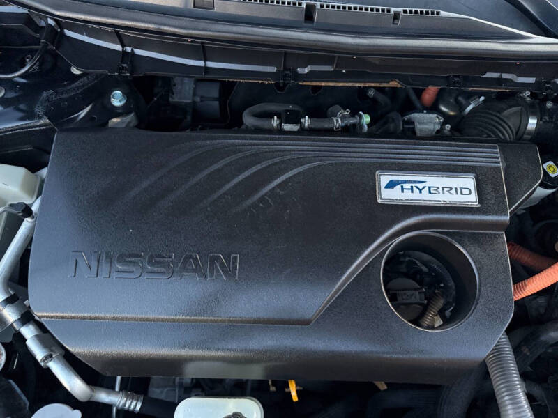 2017 Nissan Rogue Hybrid