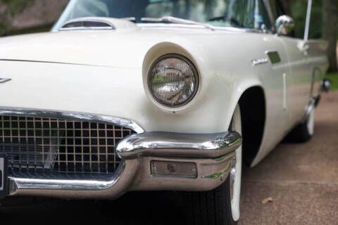 1957 Ford Thunderbird