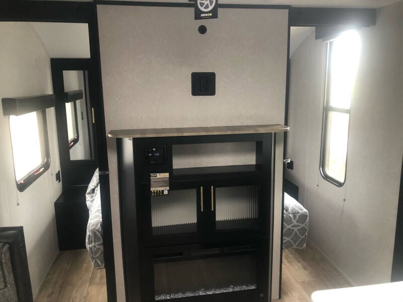 2021 FOR RENT!!!  Forest River Greywolf 23DBH