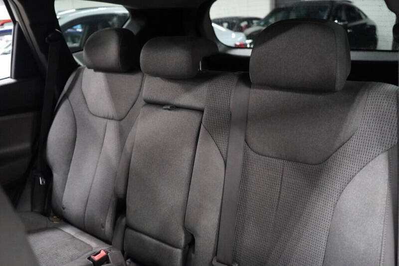 2019 Hyundai Santa Fe SE 2.4L
