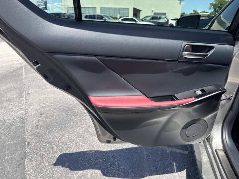 2023 Lexus IS 300