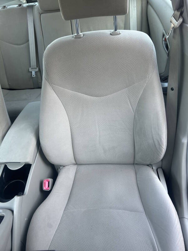 2011 Toyota Prius One