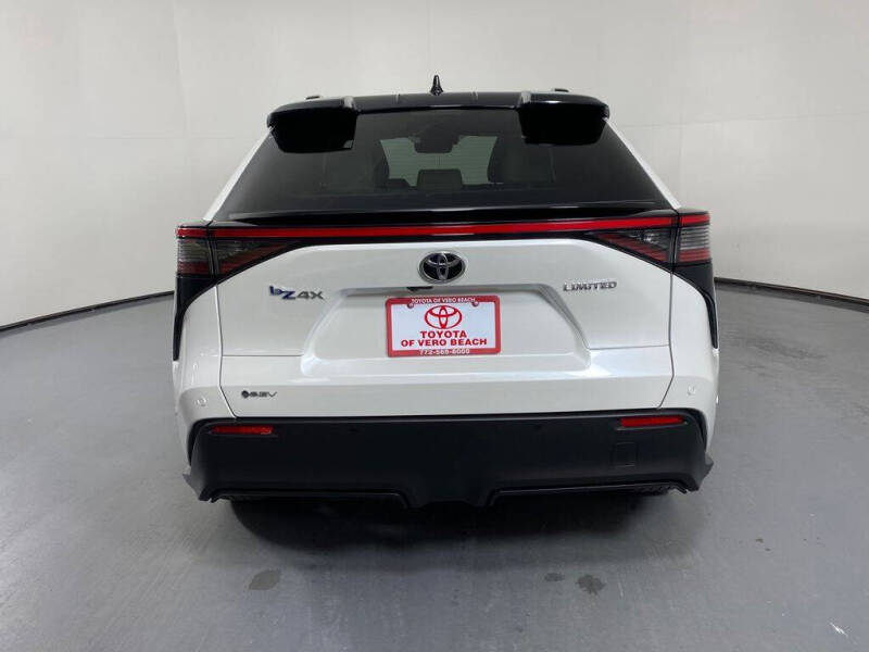 2024 Toyota bZ4X Limited